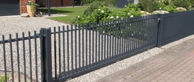 Metal Pool Fence Installation in Pearland, TX