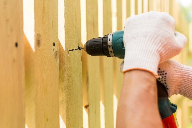 Scalloped Fence Installation in Sacramento, CA